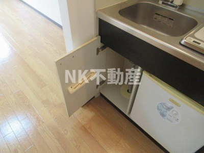 【キッチン】 | SENTIA八戸ノ里（八戸ノ里賃貸） | キッチンの収納です