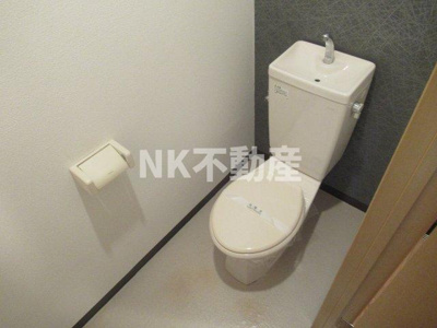 【トイレ】 | SENTIA八戸ノ里（八戸ノ里賃貸） | シンプルで使いやすいトイレです