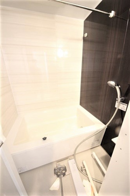 【浴室】 | La CLochette de Ecrarge