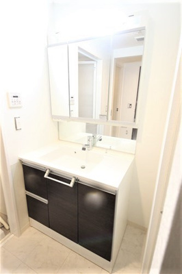 【洗面所】 | La CLochette de Ecrarge