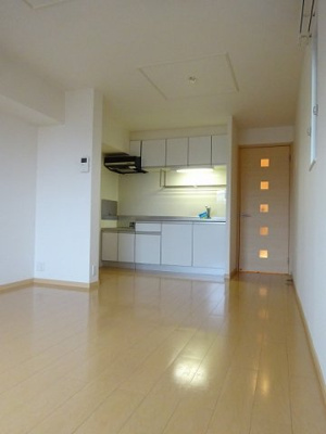 【内装】 | グレイス・リリー