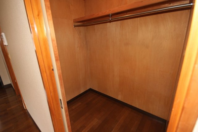 【収納】 | AKIハウス | 大きなものも収納できそうです
AKIハウス１　103号室　平成24年1月6日