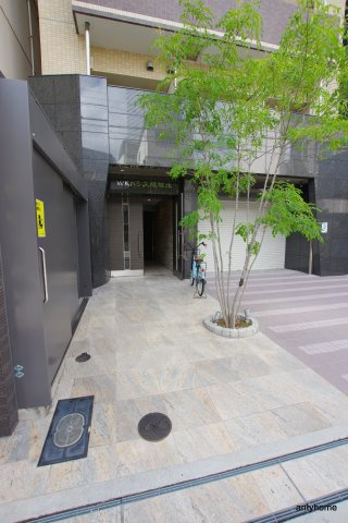 ウエンズ大阪城北　仲介手数料無料のエントランス