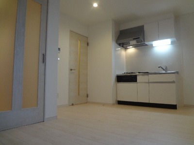 【居間・リビング】 | G-Smart SOUTH SHORE | 別号室の写真になります。現況優先。