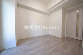 【洋室】 | プレサンス松屋町ヴィゴラス | 落ち着いた色調の洋室です