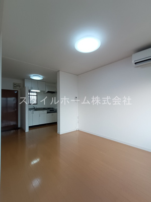 【居間・リビング】 | コーポ鈴森　B