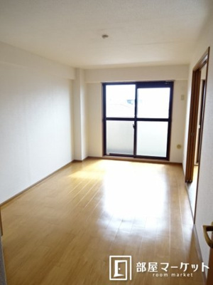 【居間・リビング】 | メゾン御岳 | 同型タイプ