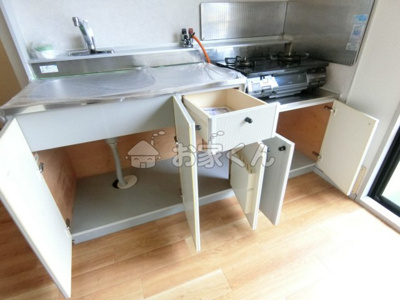 【収納】 | サンビレッジ須磨B棟 | (写真は別のお部屋の写真です)