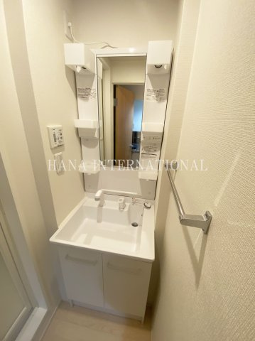 クレイノルディネの洗面所