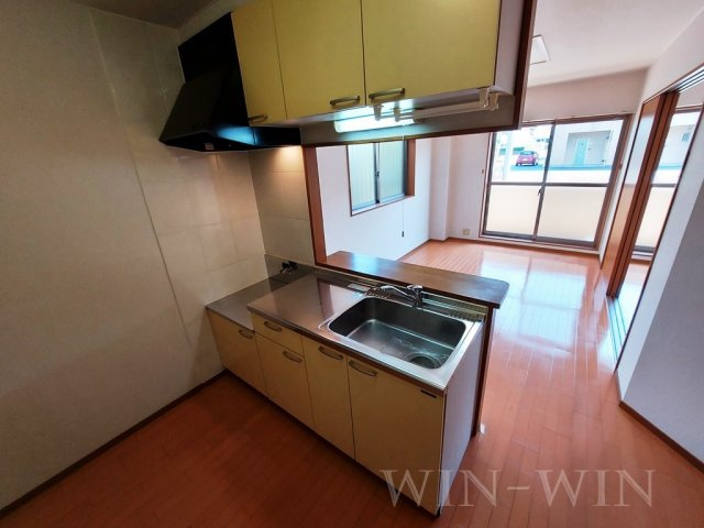 ブロードタウン神野 Ⅱ A棟のキッチン