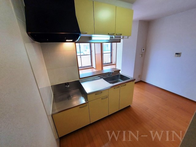 ブロードタウン神野 Ⅱ A棟のキッチン