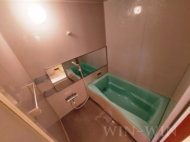 ブロードタウン神野 Ⅱ A棟の浴室