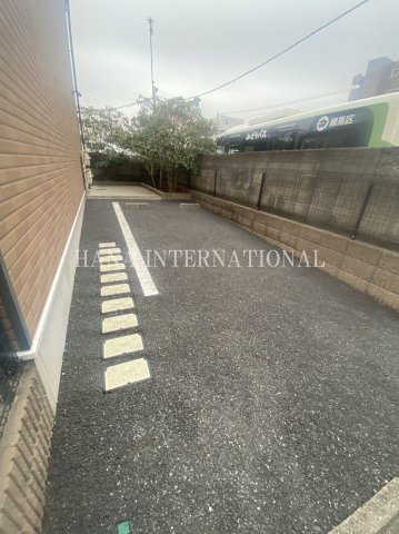 ENOの駐車場