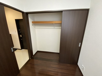 【玄関】 | フローレス緑地公園