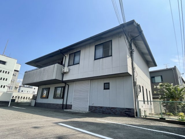 八条5丁目店舗の外観|外観もきれいです