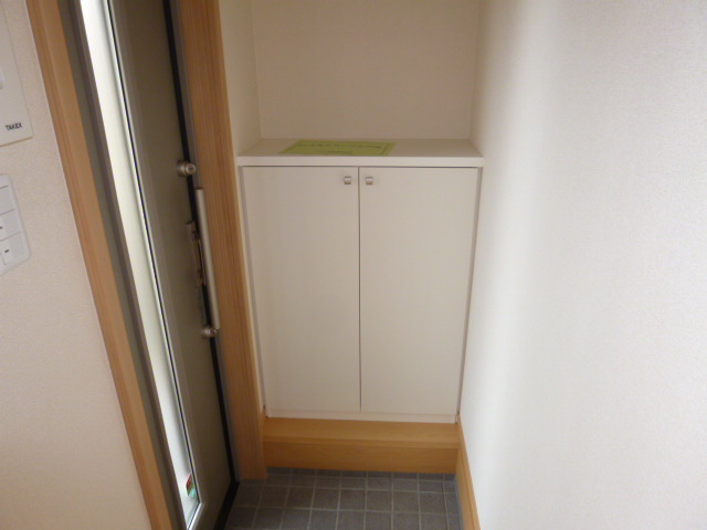 アステールCの玄関