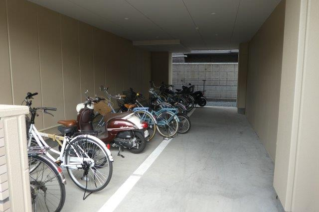 倉敷市昭和１丁目の賃貸マンションのその他共用部分|自転車置き場