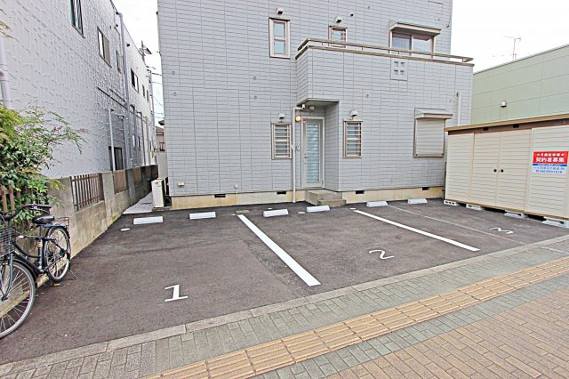 長井駐車場の外観