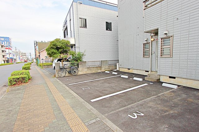 長井駐車場の外観