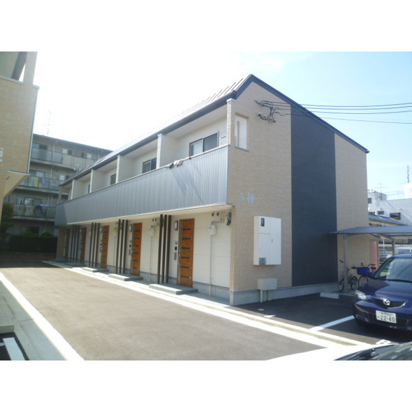 プレジール青山の外観