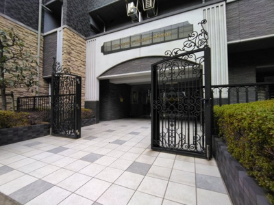 【エントランス】 | グレンパーク兵庫駅前 | 清潔なエントランスです