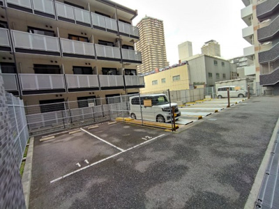 【駐車場】 | グレンパーク兵庫駅前 | 駐車場完備です