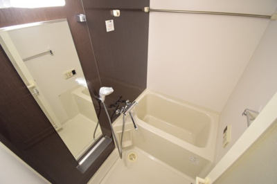 【浴室】 | グレンパーク兵庫駅前 | きれいなお風呂です