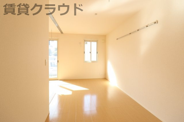 フェリオ・ヴィアーレの洋室|ゆったりした洋室です