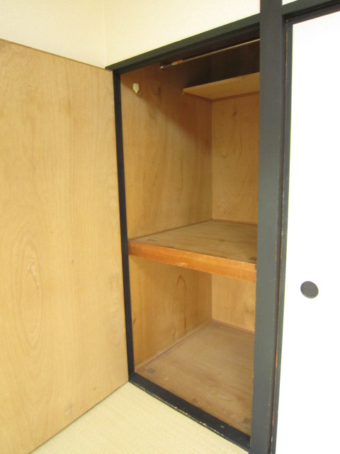 シャルレ1番館の収納