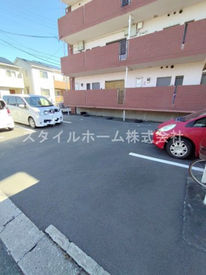 【駐車場】 | フィオーレ・アダチ
