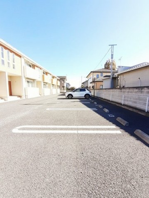 【駐車場】 | ボ・ヌール | 駐車場に車を止められます