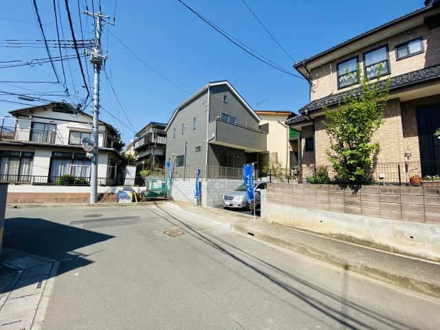 上尾市瓦葺第15　新築戸建の前面道路含む現地写真|現地（2023年4月）撮影