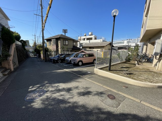 藤和シティコープ名島の駐車場