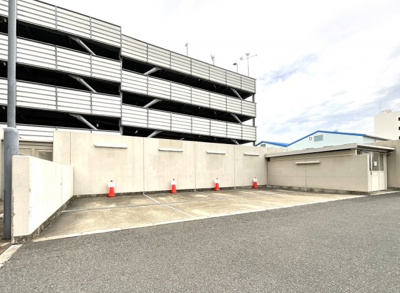 【駐車場】 | ローレルスクエア枚方フォレストゲート