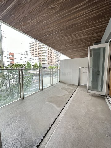 アールコート早稲田のバルコニー