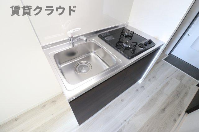 ヒルズナインのキッチン|コンパクトなキッチンで掃除もラクラク