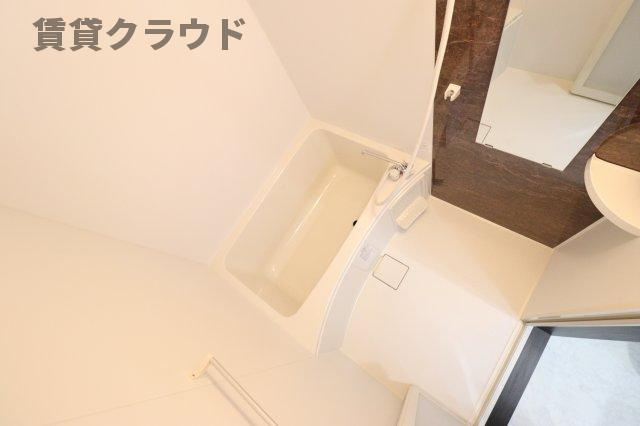 ヒルズナインの浴室|アクセントパネルがシックで落ち着いた雰囲気の浴室です！
