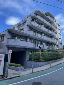 【外観】 | 新耐震基準マンション！！地下平置駐車場有り