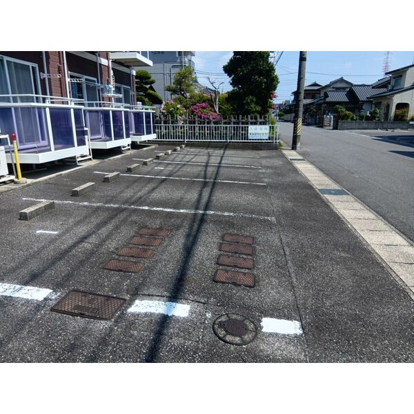 ハピネスツカモト　　刈谷市の賃貸ならクラスホーム刈谷店の駐車場