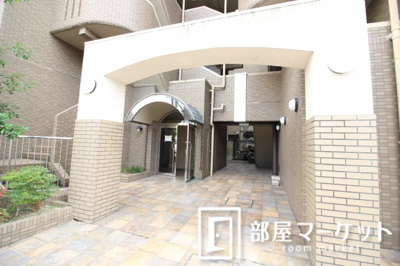 【エントランス】 | ファミーユＤＡＩＳＨＩＮ