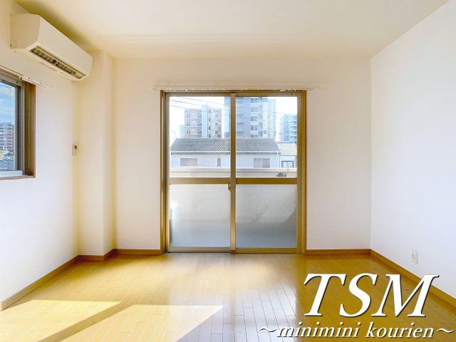 ファミーユの洋室