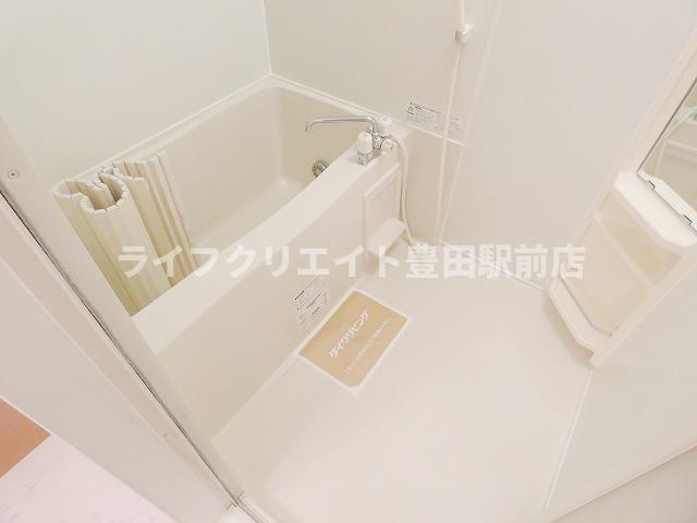 ドエル79の浴室