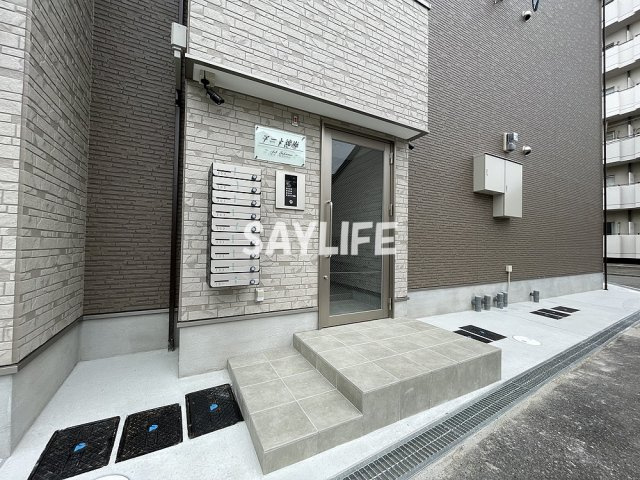 アート徳庵のエントランス