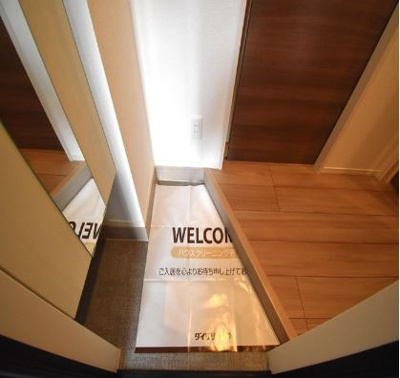 【玄関】 | ルチェ・ソラーレ