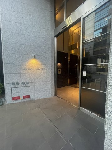 ファーストステージ梅田WESTのエントランス