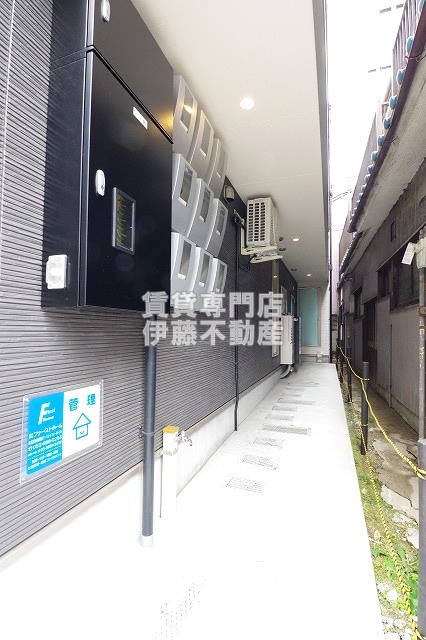 Pre cher 浄心の駐車場