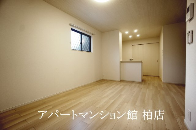 フィオーレの居間・リビング|同施工会社、同型タイプです