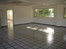 成田第一流通の内装