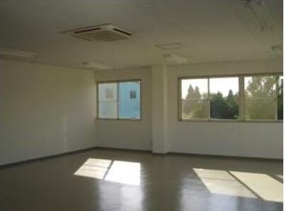 成田第一流通の内装