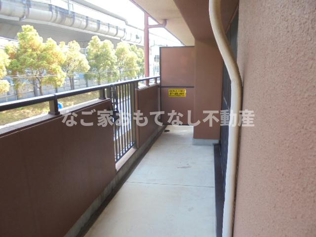 【バルコニー】 | コンフォート上小田井 | ※写真は別号室